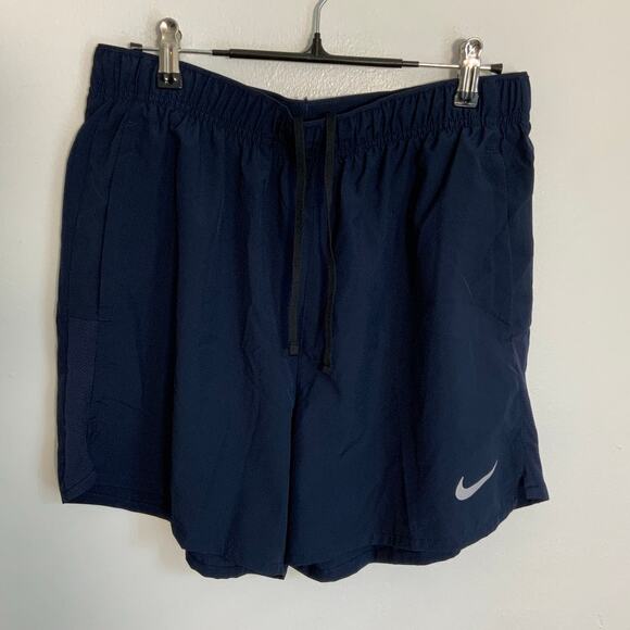 Nike Men's‎ running shorts size medium - Picture 1 of 4